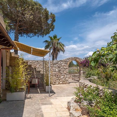 Agriturismo Masseria Alcorico غاليانو دل كابو المظهر الخارجي الصورة